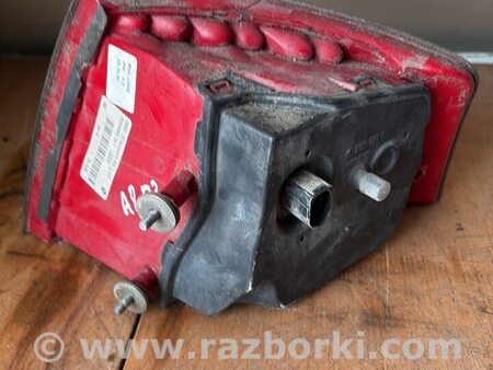 Фонарь задний левый для Audi (Ауди) A8 D3 (07.2002-10.2009) Київ 4E0945095E