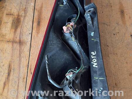 Фонарь задний правый для Nissan Note E11 (2006-2013) Київ 265509U000