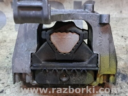 Подушка двигателя для Skoda Octavia A7 Київ 5Q0199262BJ