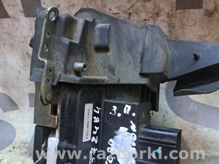 Замок двери задней правой для Ford Fusion 1 поколение (02-12) Київ 1372484