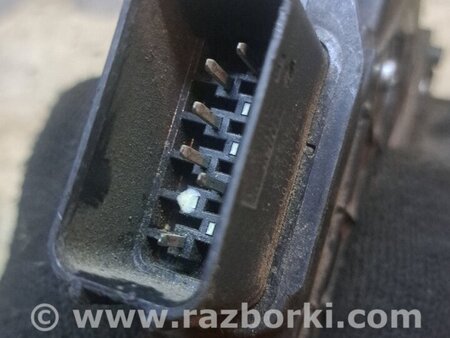 Замок двери передней левой для Ford C-Max Mk1, Mk2 Київ 3M5AR21813ET