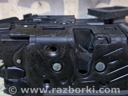Замок двери передней правой для Skoda Octavia A7 III SE (13-20) Київ 5E1837016A