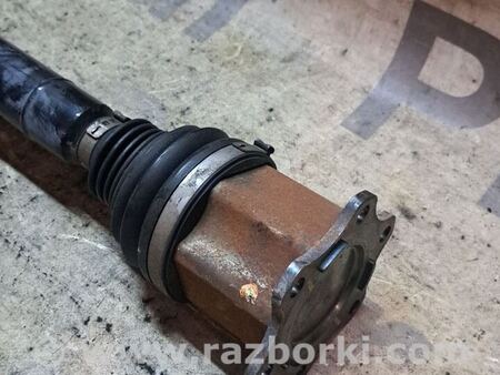 Полуось передняя правая в сборе для Skoda Octavia A7 III SE (13-20) Київ 5Q0407272BT