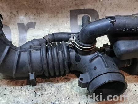Шланг воздушного фильтра к ДВС для Toyota Avensis T250 (02.2003-10.2009) Київ 1788128230