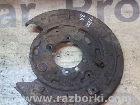 Щиток тормозного механизма для KIA Carnival 2 (06-14) Київ 582524D000