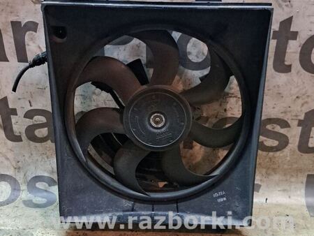 Диффузор вентилятора радиатора (Кожух) для KIA Carnival 2 (06-14) Київ 977304D800