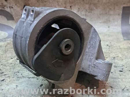 Подушка АКПП для KIA Carnival 2 (06-14) Київ 218304D500