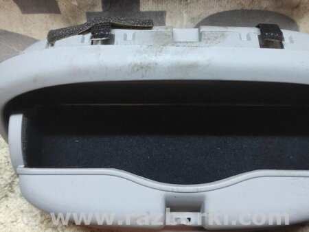 Потолочная консоль (очечник) для KIA Carnival 2 (06-14) Київ 853404D000QW