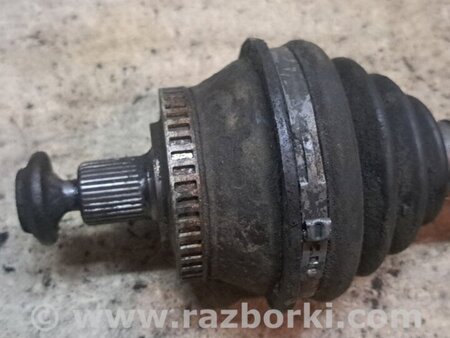 Полуось передняя левая для Skoda Superb Київ 8D0407271BB