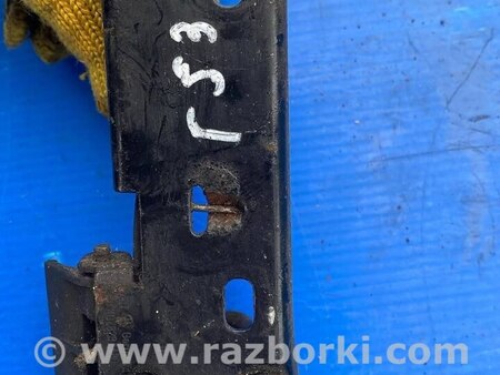 Замок капота для Volkswagen Golf V Mk5 (03-08) Костопіль 1K0823480