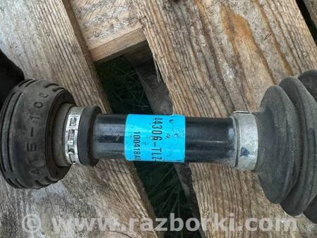 Напіввісь передня права для Honda CR-V V (16-22) Київ 44306-TLZ-H0