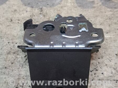 Замок крышки багажника для Skoda Octavia A7 III SE (13-20) Київ 8R0827505A