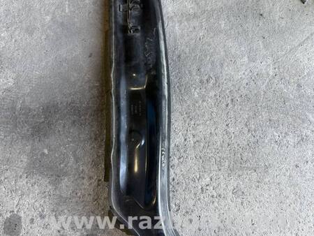Накладка під лобове скло для Volkswagen Golf VI Mk6 (08-12) Костопіль 1K0805277