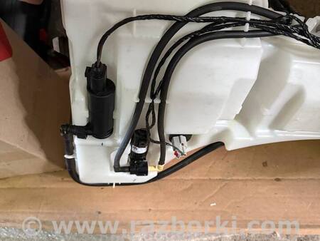 Бачок омивача для Jeep Grand Cherokee Чернігів 68518757АА