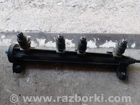 Крепление форсунок для Volkswagen Caddy III Typ 2K +рест (04-15) Житомир